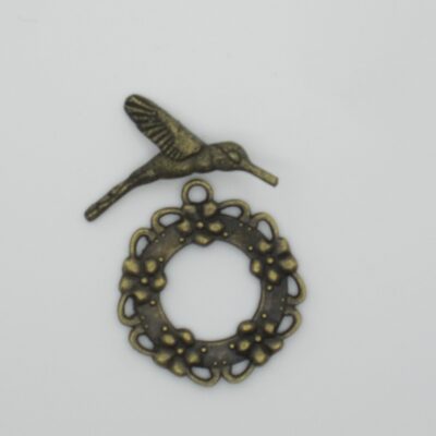 Toggle Clasp Bird and Flowers Gold in Colour
