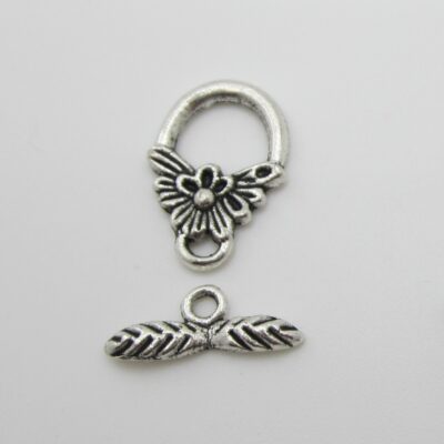 Toggle Clasp Leaves and Flowers Nickle