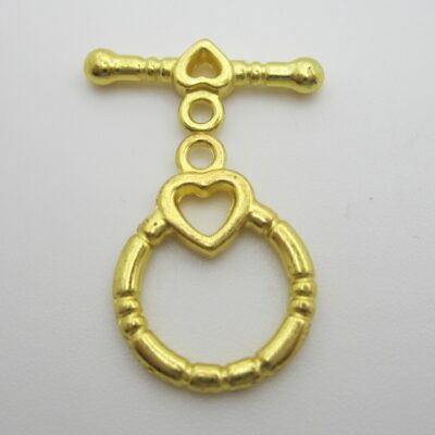 Toggle Clasp Love Heart Gold in Colour
