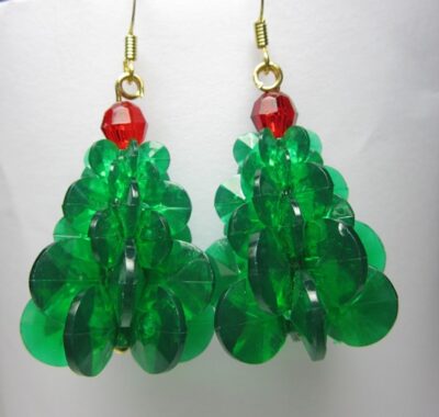 24 Star flake Xmas Tree Earrings